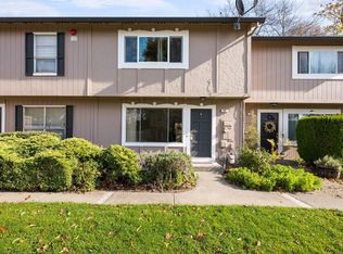 318 Algiers Ct, Santa Rosa, CA 95409