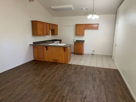 4th image of 1311-1323 S Crowe St #1319B