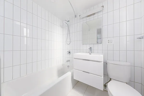 Rented by Brooklyn High Rise LLC | media 19