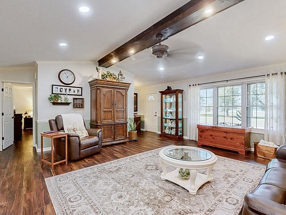 5th image of 602 Mermie Rd