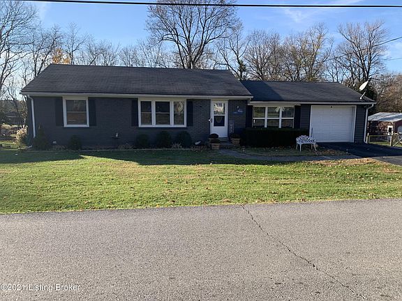 2nd image of 141 Hazel Lawn Dr