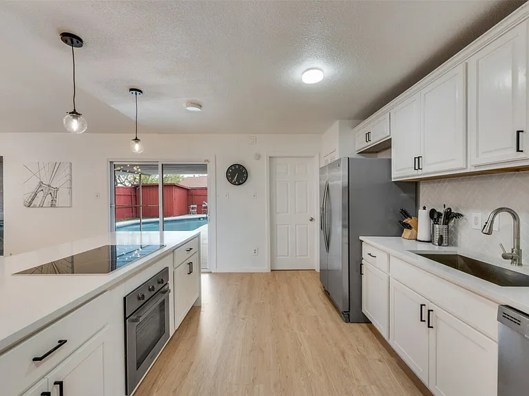 Millwood Dr — Photo 13