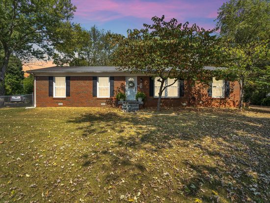 213 Orchard Rd, Clarksville, TN 37042