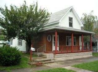 1003 N Sexton St, Rushville, IN 46173