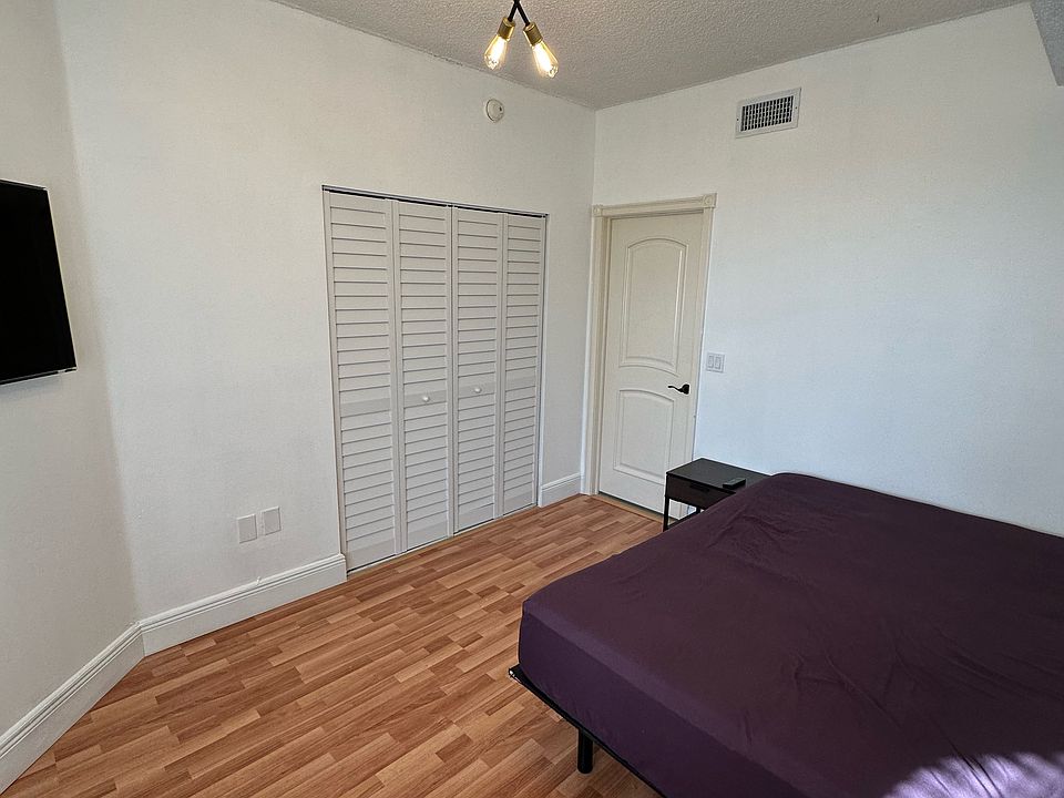 1st image of 6968 SW 39th St APT 206