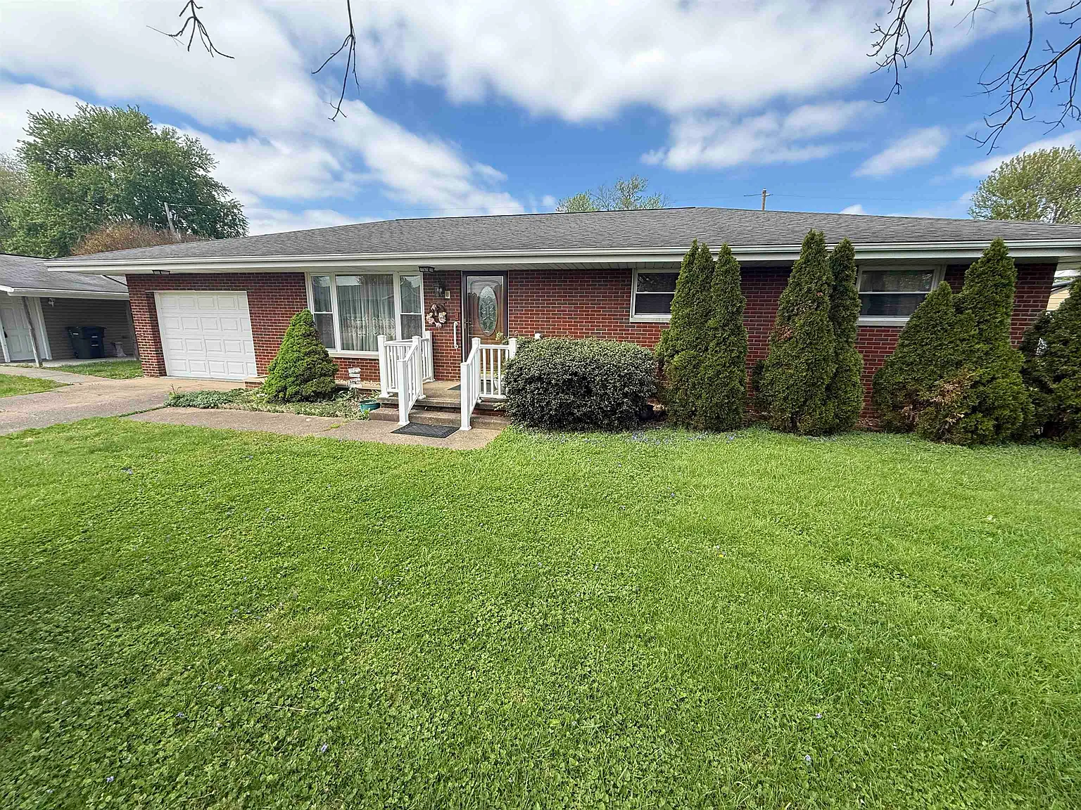 341 Township Road 1167 photo 1