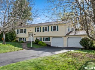 22 Settler Circle, Windsor, CT 06095