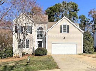 6822 Elmstone Dr, Charlotte, NC 28277