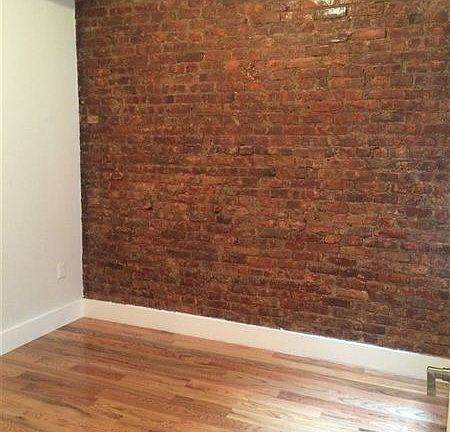 3rd image of 487 Chauncey St