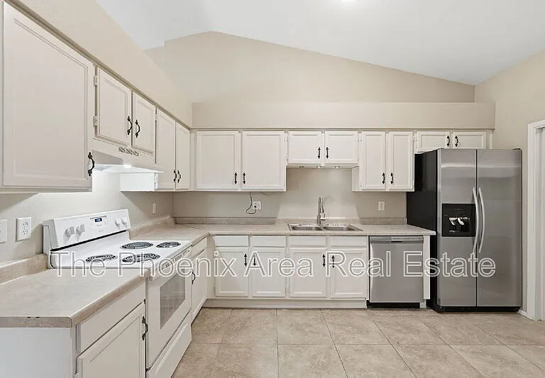 727 S Hartford St #189 — Photo 11