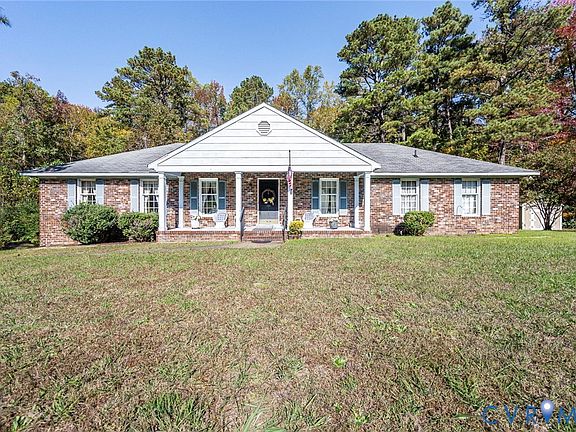 3rd image of 311 Chiappa Rd