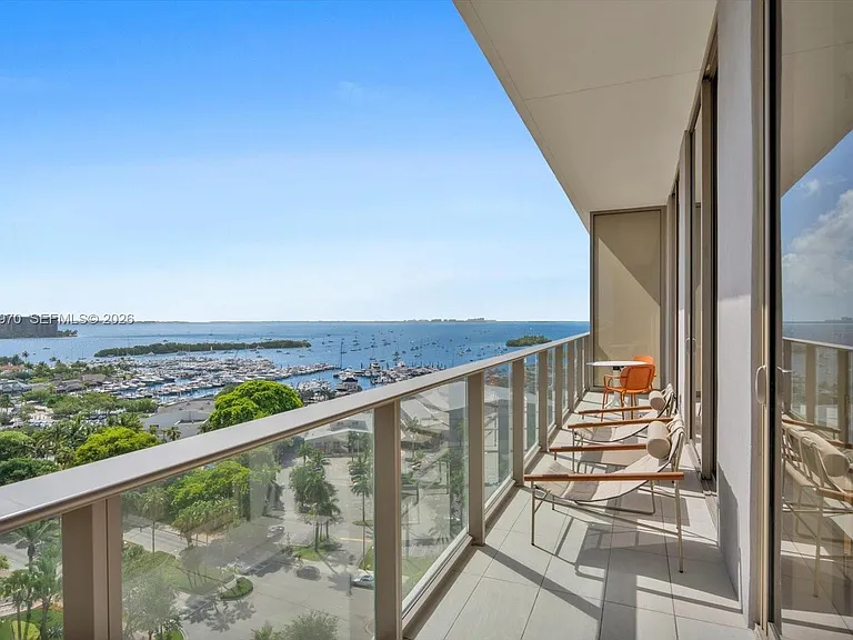 2655 S Bayshore Dr #1206 — Photo 5