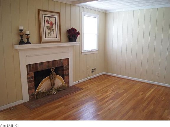 5th image of 10121 Renovo Ln
