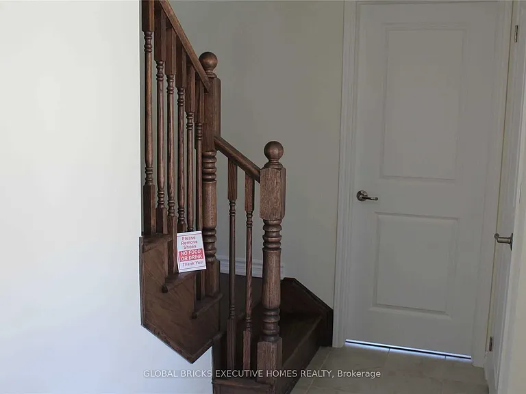 3461 Vernon Powell Dr — Photo 3