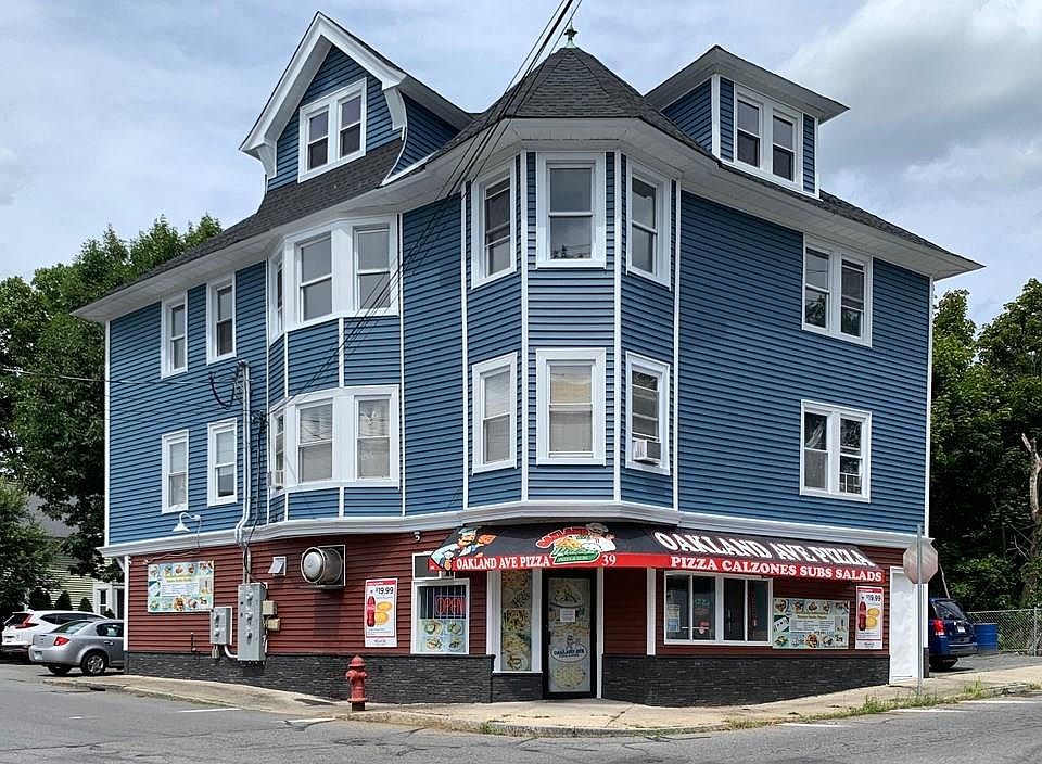 1st image of 39 Oakland Ave Suite 3