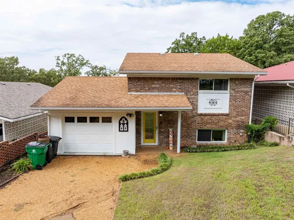 211 S Nightingale Dr, Horseshoe Bend, AR 72512