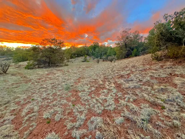 84 Valle Escondido Rd, Sandia Park, NM 87047