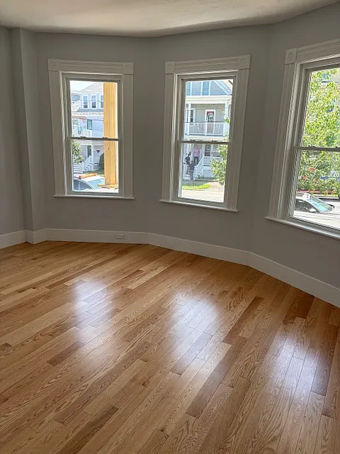 3 bed, 1242 sqft, $2,795 — Photo 3