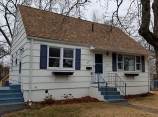29 Warner St, Groton, CT 06340