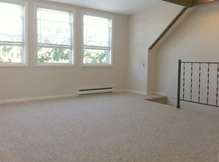 44 S Main St APT 3, Nazareth, PA 18064