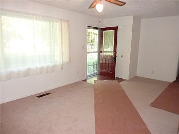 3rd image of 7437 Evanston Ave
