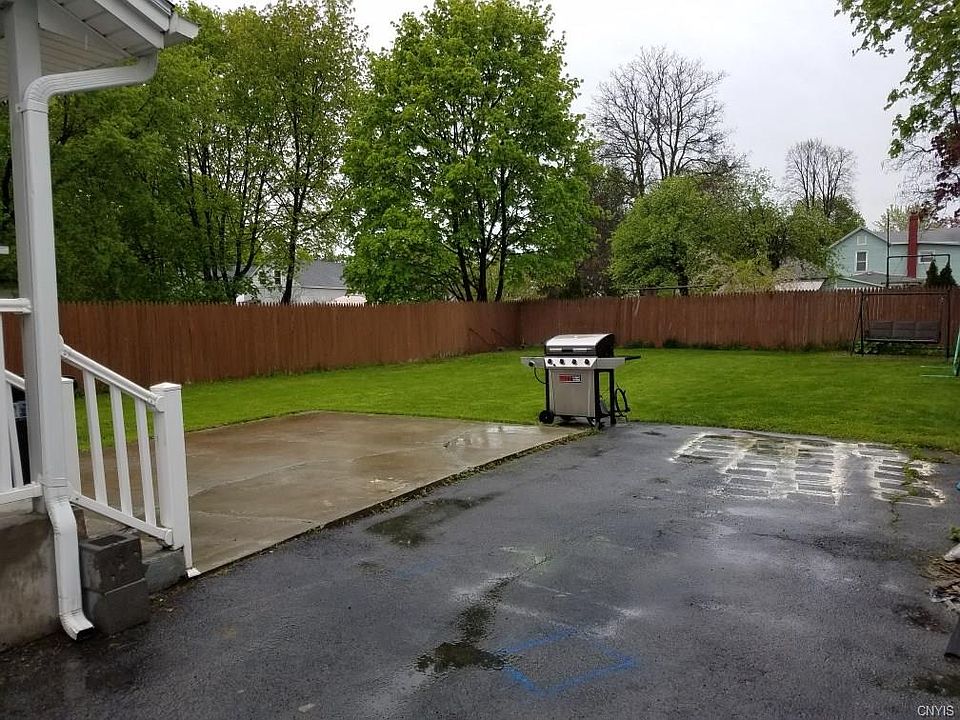 25 Wallace Ave, Auburn, NY 13021 Zillow