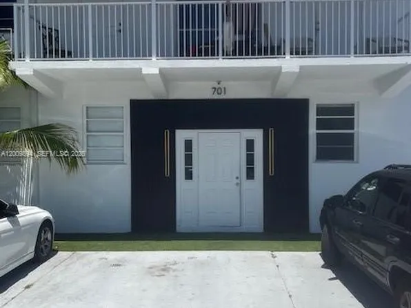 701 82nd St APT 1, Miami Beach, FL 33141