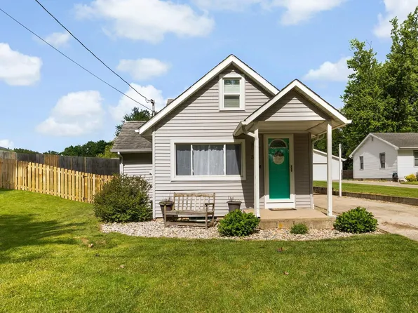 313 N Chestnut St, Osceola, IN 46561