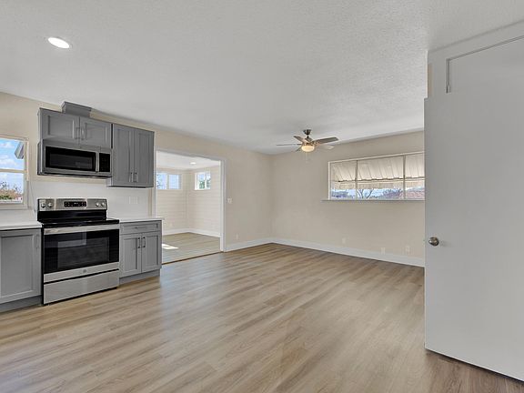 4th image of 517 West St APT B