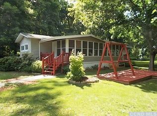 11 Maple Ln, Catskill, NY 12414