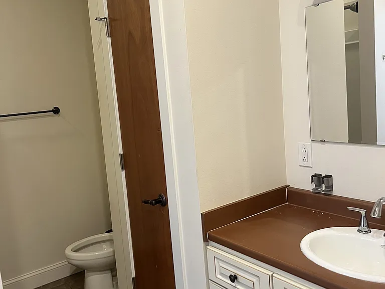125 S Central St #201 — Photo 7