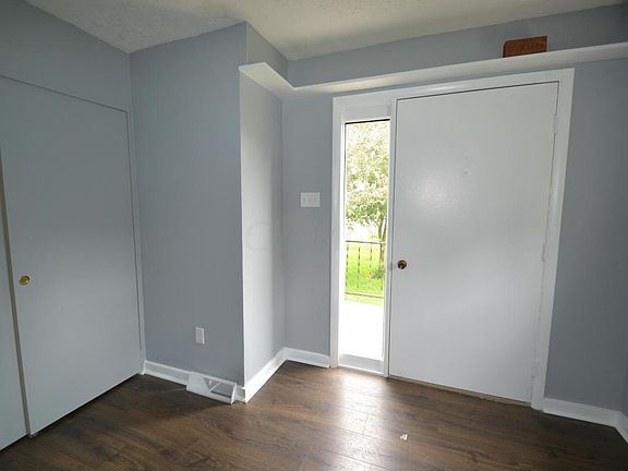 5th image of 499 N 12th St
