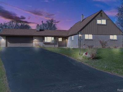 3074 Grace View Ct, Waterford, MI, 48329
