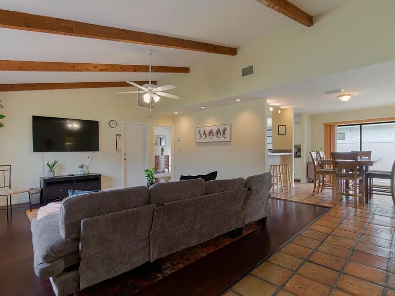 6130 Francis St — Photo 19
