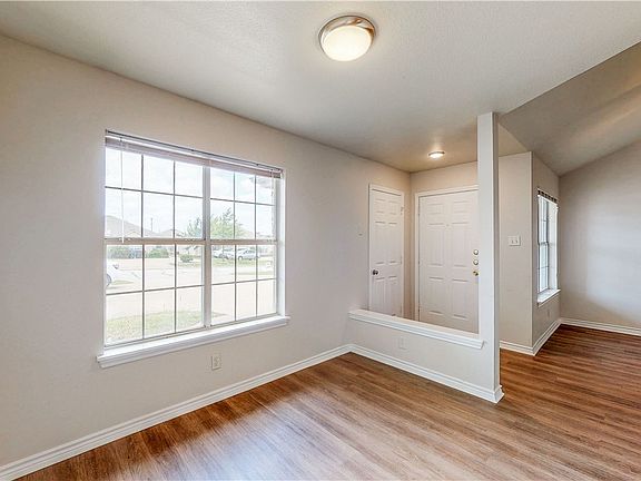 2nd image of 2335 Antelope Ln
