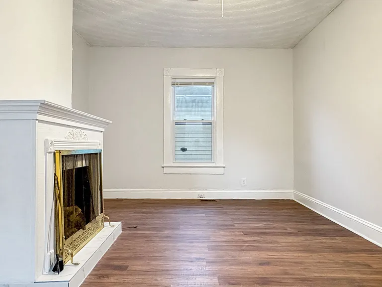2728 E Virginia Beach Blvd — Photo 7