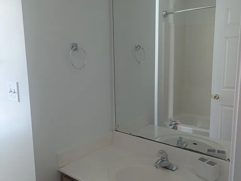 6010 Amber Ct — Photo 4