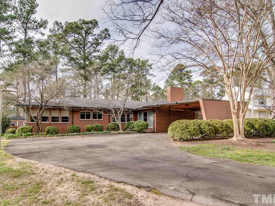1st image of 73 Beverly Dr