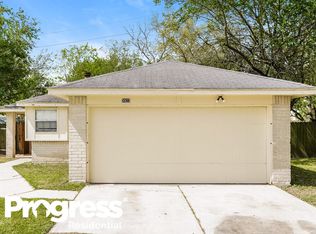 3923 Mattingham Dr, Houston, TX 77066