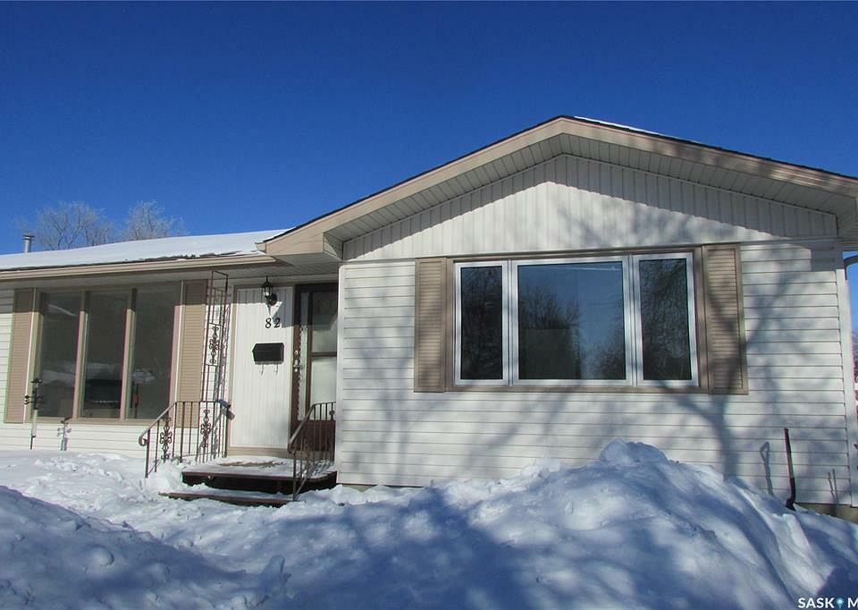 1st image of 82 Aitken Cres