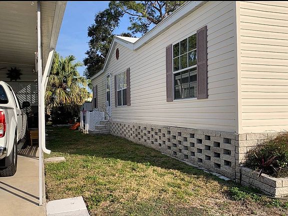 3rd image of 7001 142nd Ave N #255