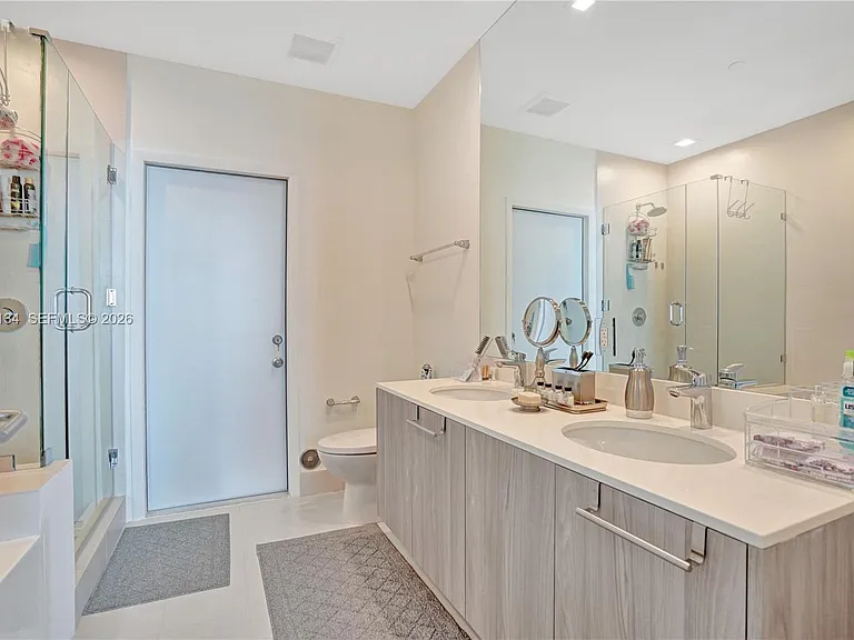 501 NE 31st St #Penthouse 4102 — Photo 17