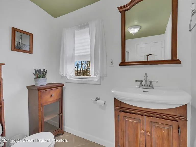 248 Sunset Ln — Photo 7
