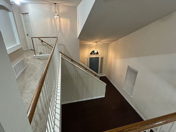 2nd image of 3747 Castle Rock Dr