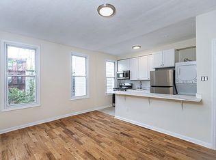32 Vernon Ave APT 3, Brooklyn, NY 11206