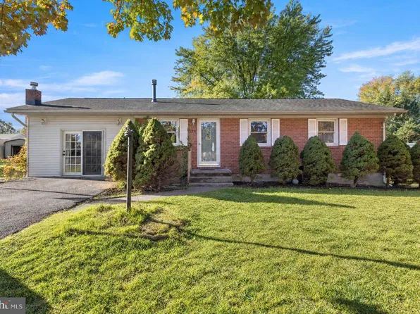 116 Meadowlark Ln, Stephens City, VA 22655