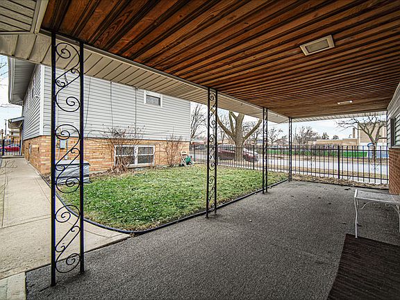 5th image of 11601 S Ada St