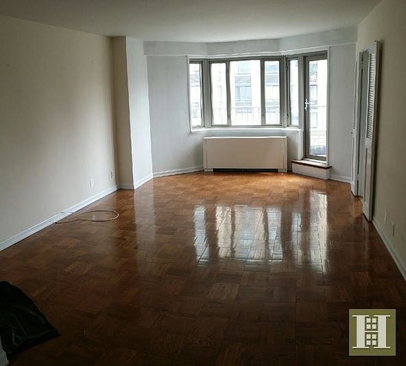 1st image of 160 E 84th St APT 17C