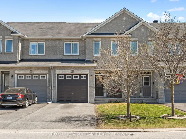 529 Pepperville Cres, Ottawa, ON K2M 0E5