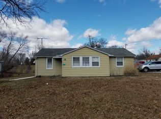 309 John St, Highland, IL